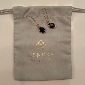Kendra Scott earrings!